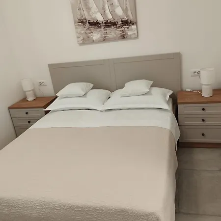 Lozina Apartment Drvenik (Split-Dalmatia)