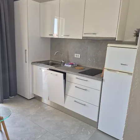 Lozina Drvenik (Split-Dalmatia)